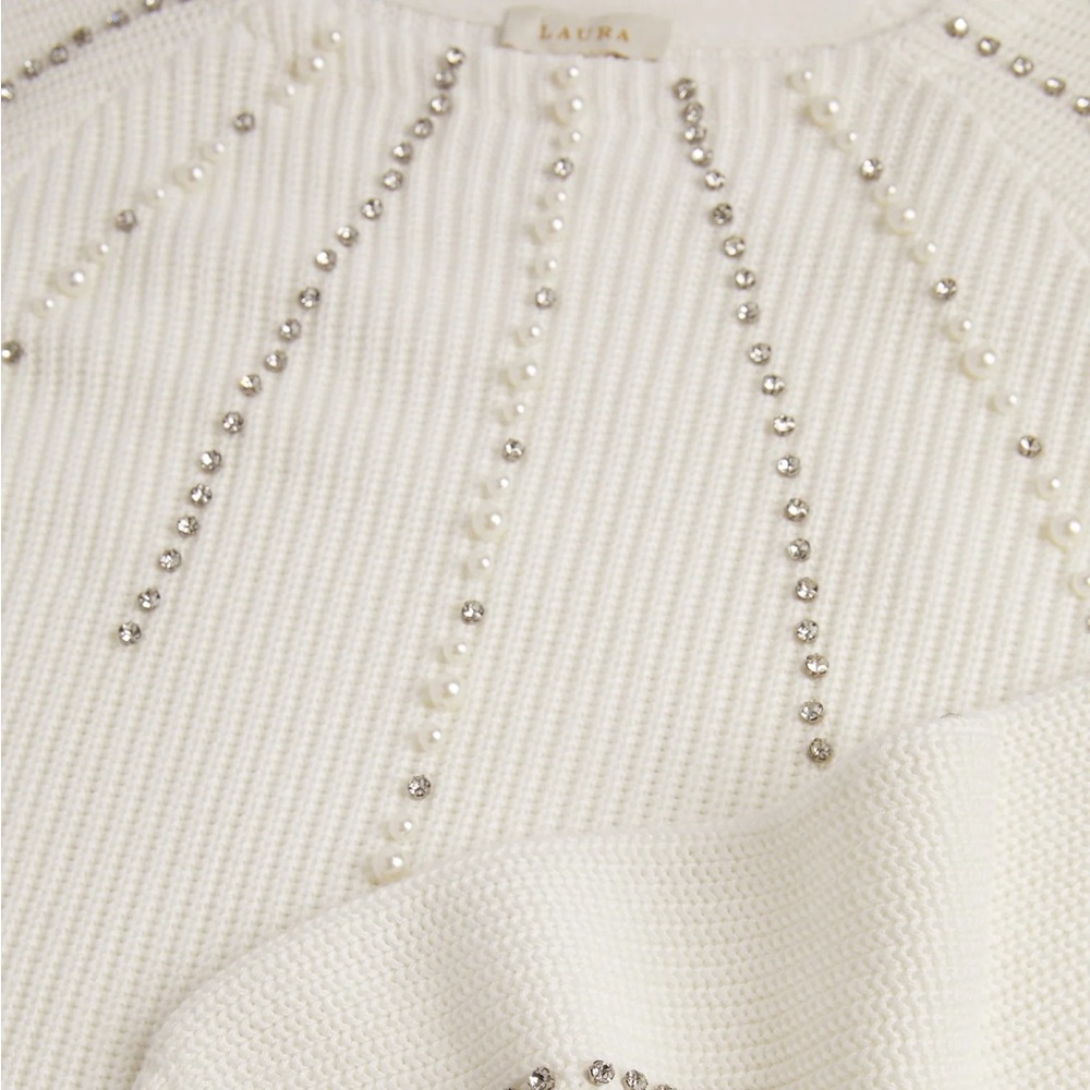 Laura Pearl & Rhinestone Detail Sweater - Picture 3 of 13